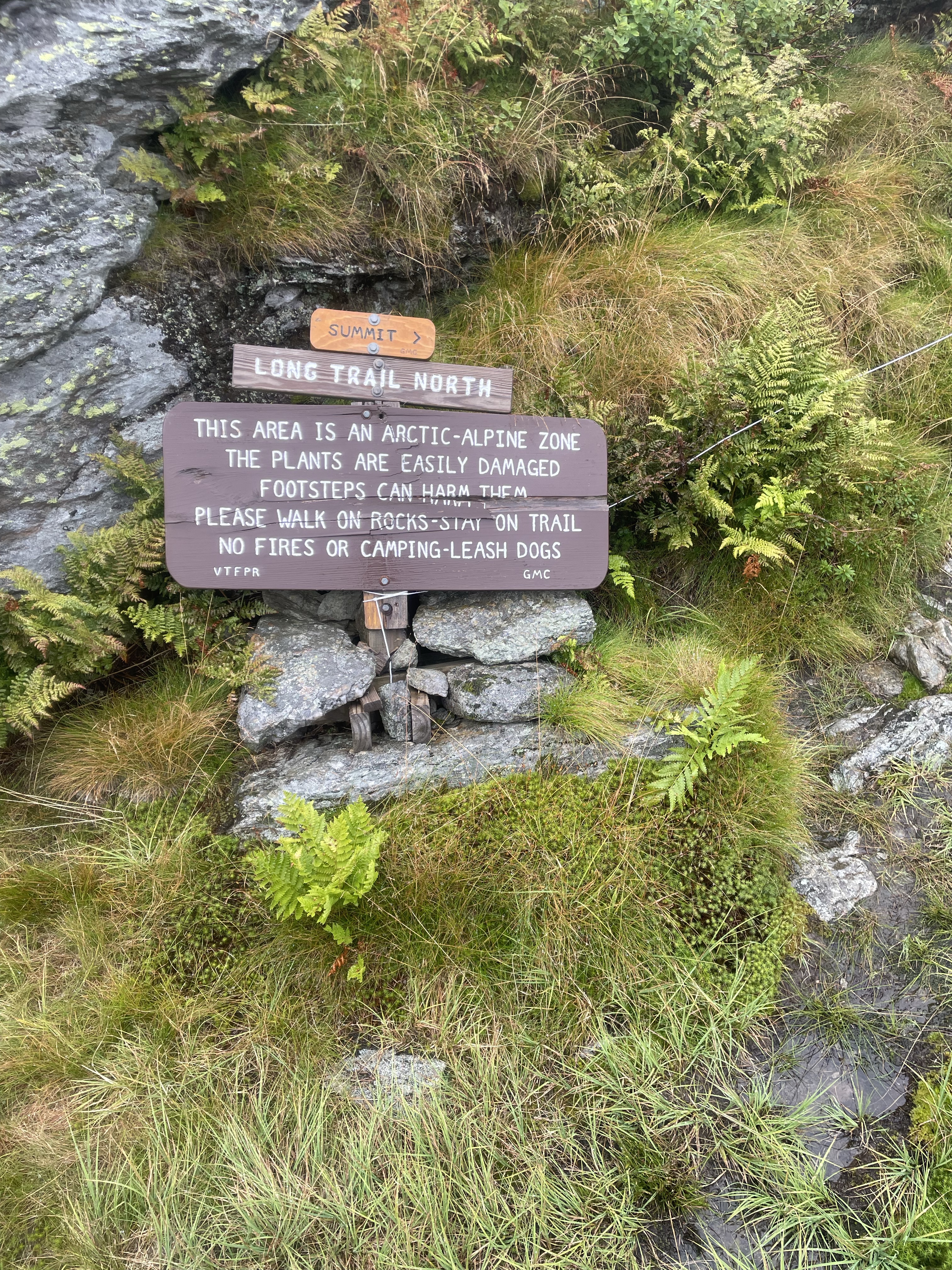 Summit signage